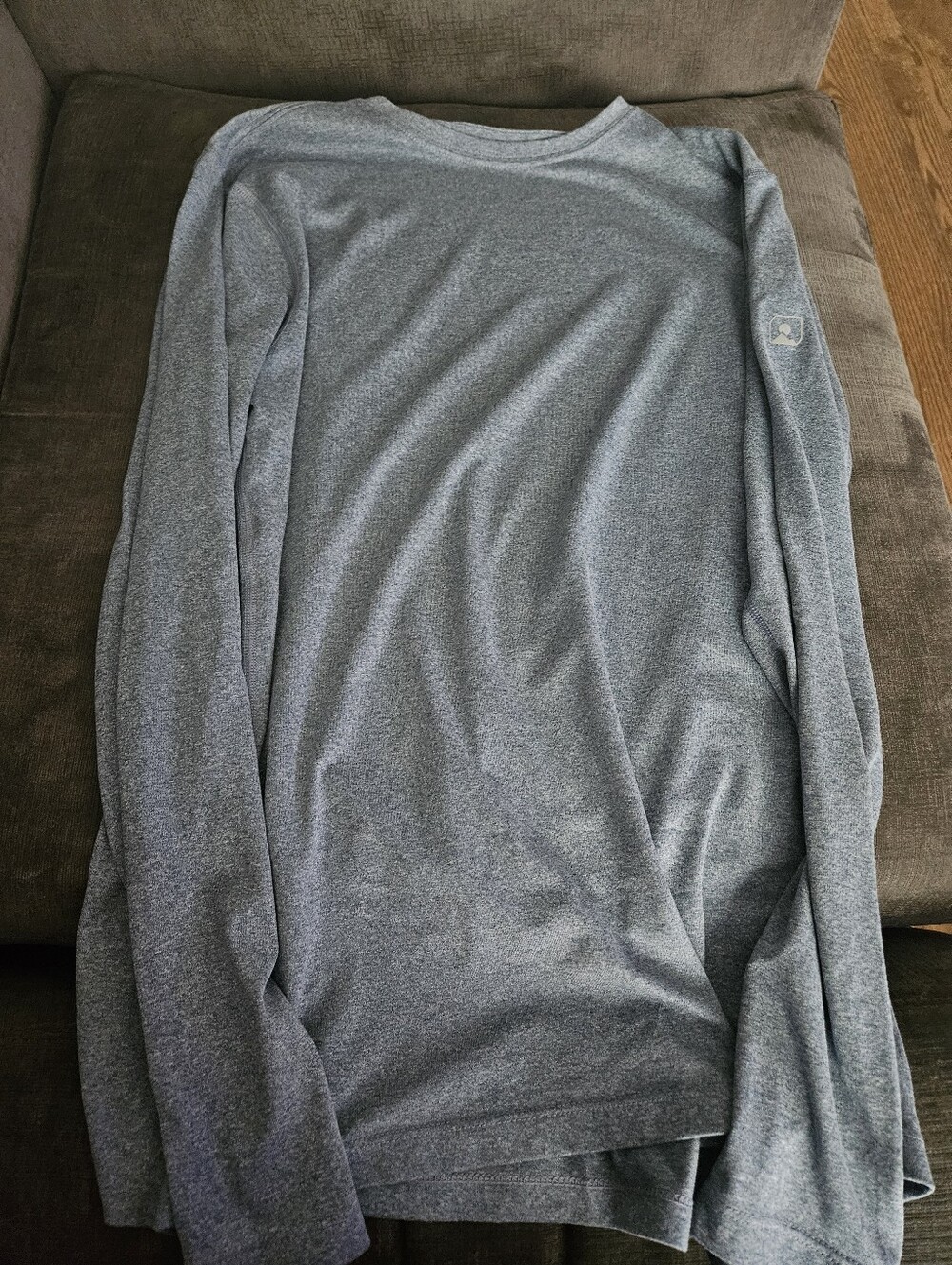 Men's Heather Gray Long-Sleeve Performance Shirt